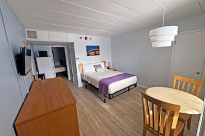 Room 22 of 258