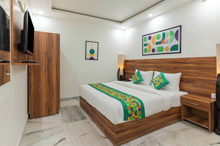 Room 8 of 41
