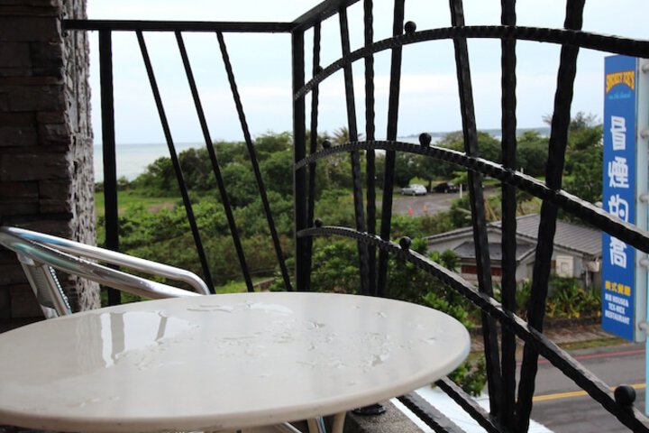Terrace/Patio 33 of 60