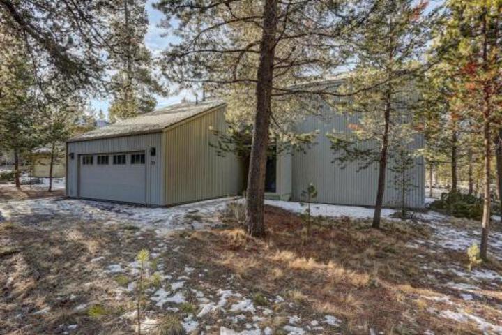 General 9 of 31