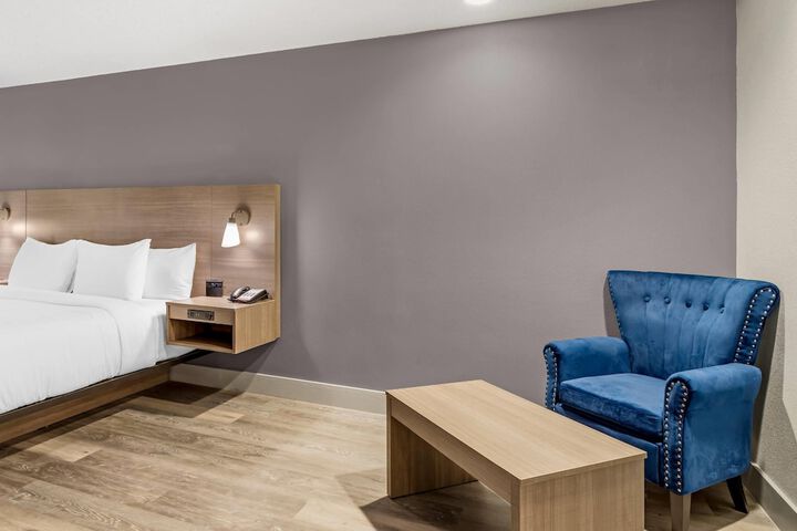 Room 20 of 82
