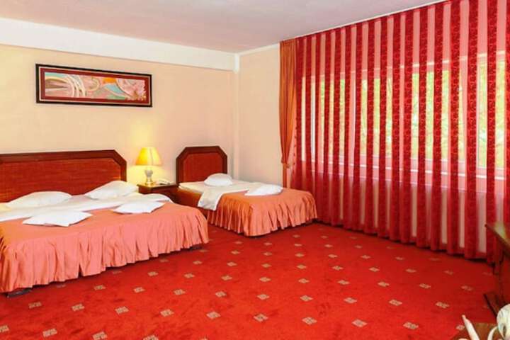Room 15 of 46
