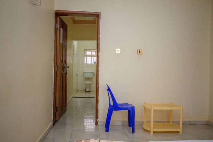 Room 34 of 47