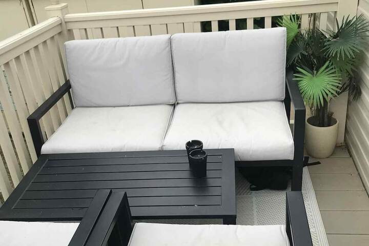 Caravan - Sleeps 8 - Decking - Pets Ok - Parking in King's Lynn