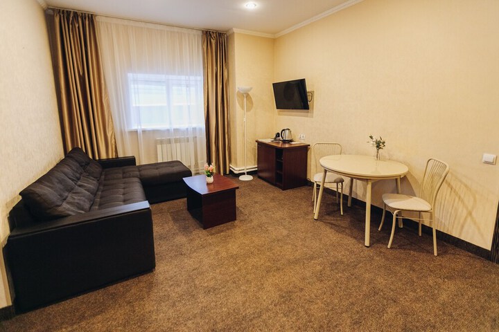 Room 21 of 39
