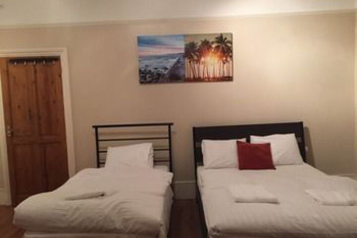 Room 3 of 47
