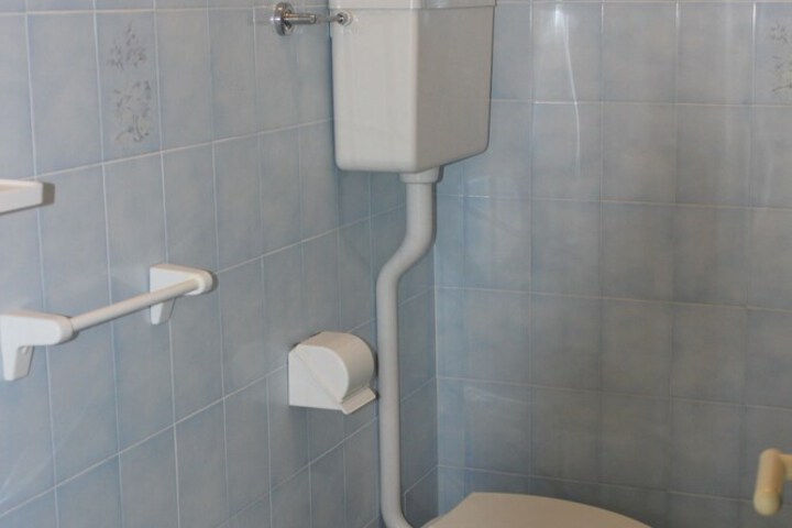 Room 14 of 28