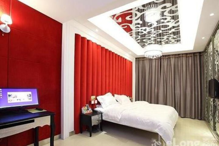 Room 34 of 42