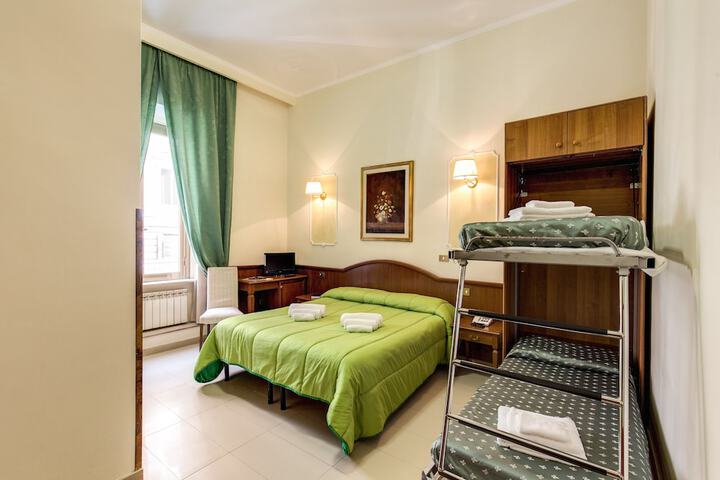 Room 45 of 83