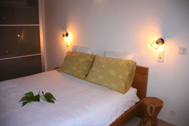Room 16 of 111