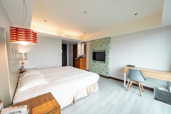 Room 29 of 74