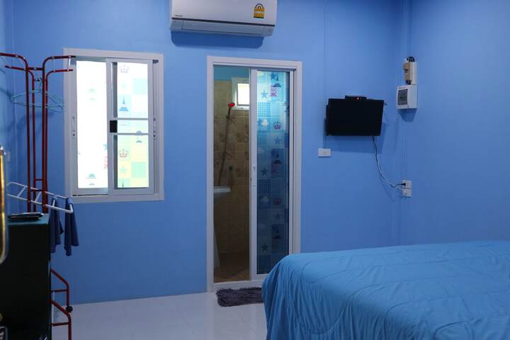 Room 15 of 96