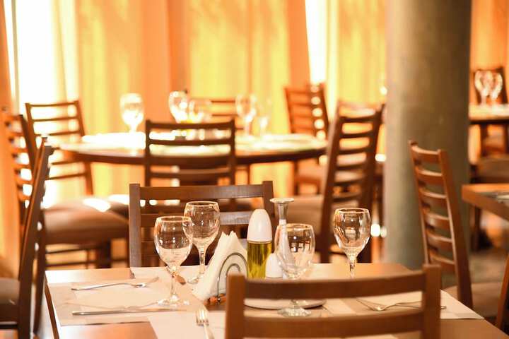 Dining 44 of 61