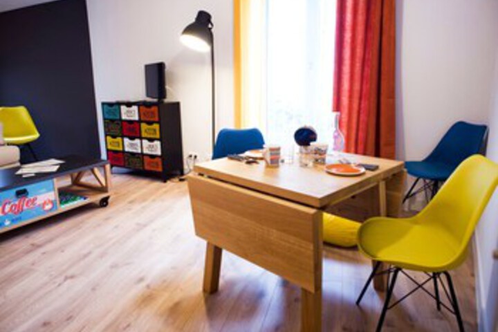 Room 48 of 90