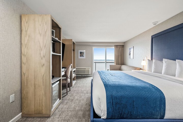 Room 28 of 119