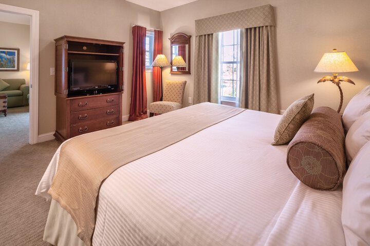 Room 4 of 20