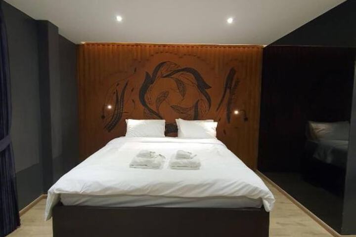 Room 30 of 56