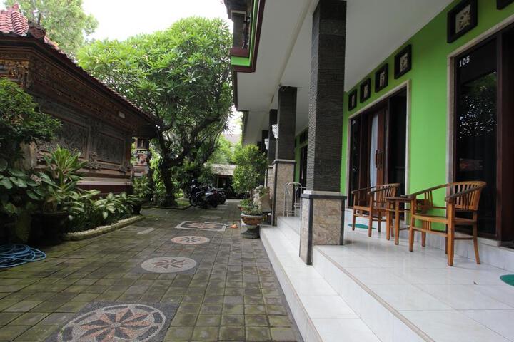RedDoorz at Pendawa Kuta