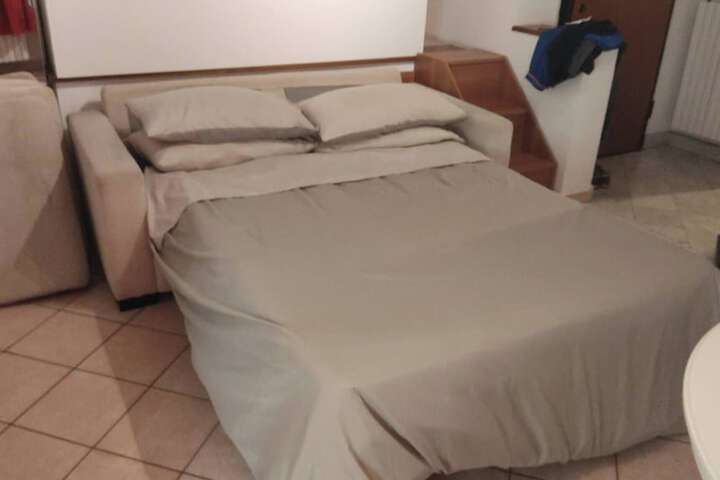 Room 3 of 36