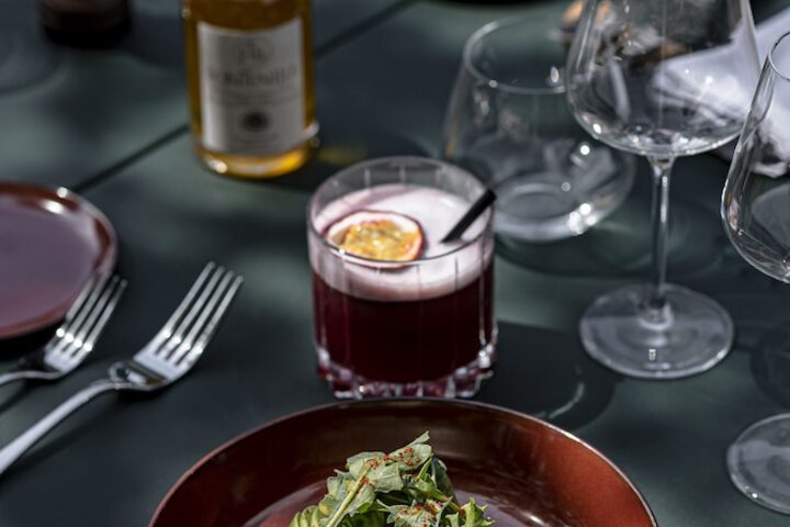Dining 60 of 81
