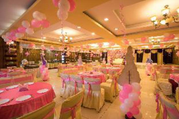 Hotel D2M