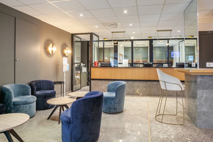 Hotel Lobby
