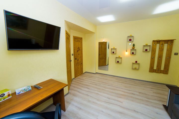 Room 12 of 26