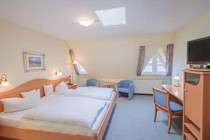 Room 14 of 71