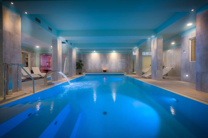 Pool 35 of 62