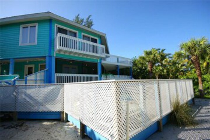 Property Grounds 18 of 27