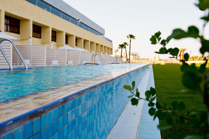 Pool 59 of 106