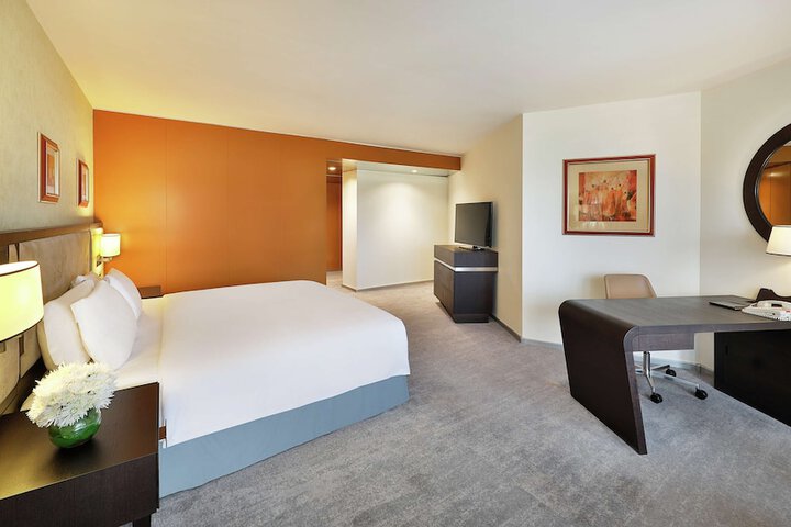 Room 14 of 129