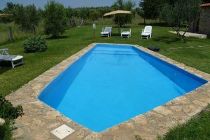 Pool 20 of 30