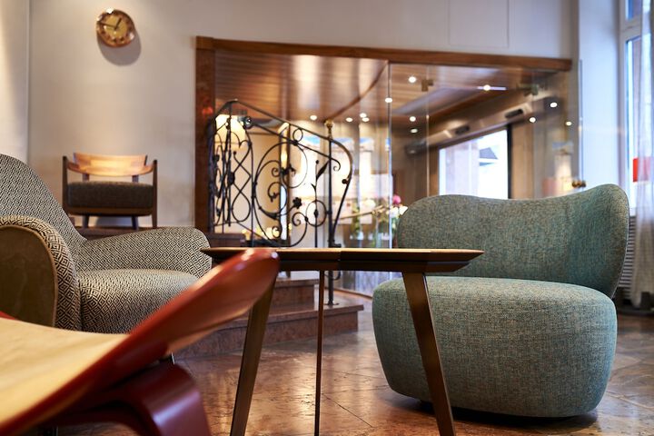 Lobby Entry
