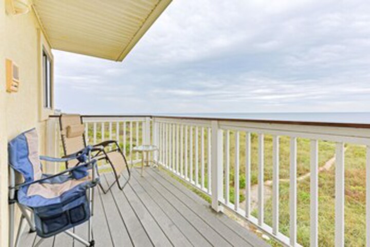 Terrace/Patio 3 of 61
