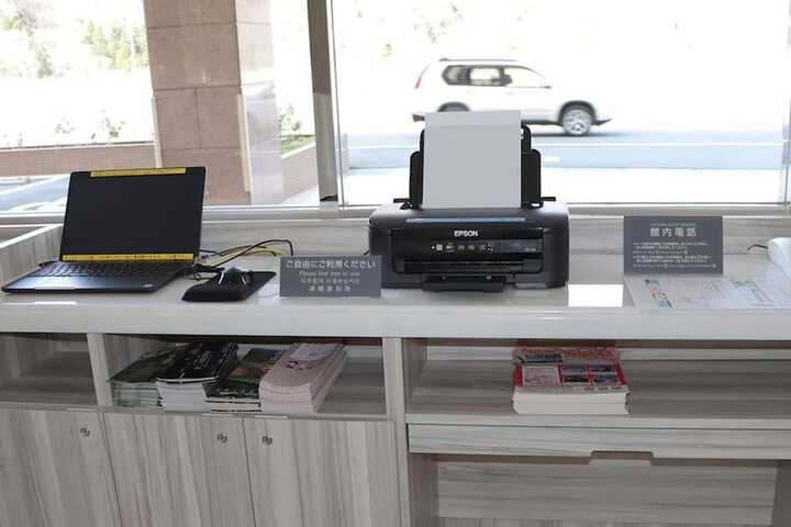 Business Center 73 of 81