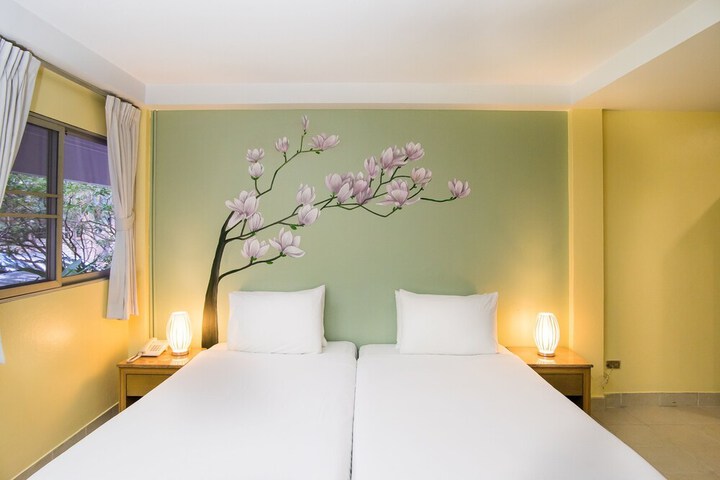 Room 14 of 45