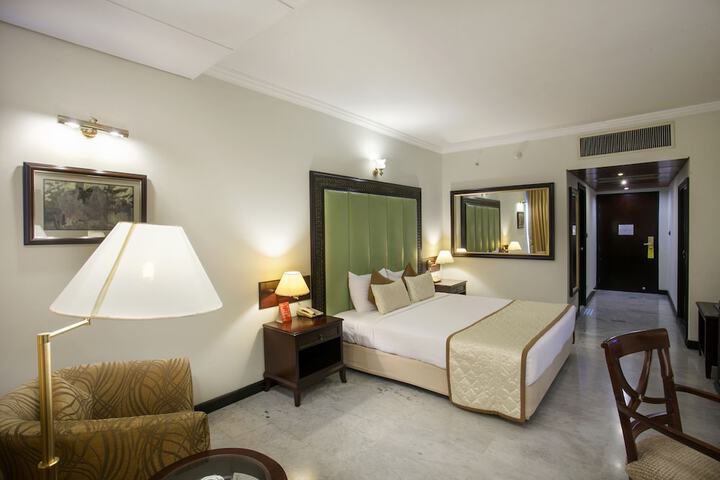 Room 41 of 258