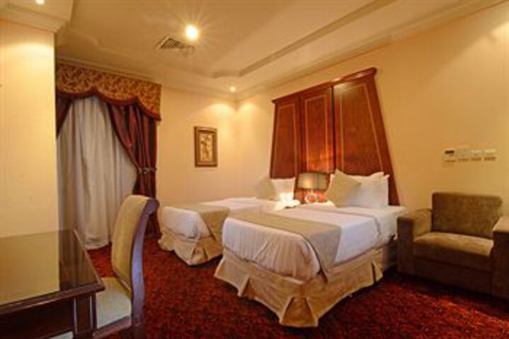 Room 6 of 20