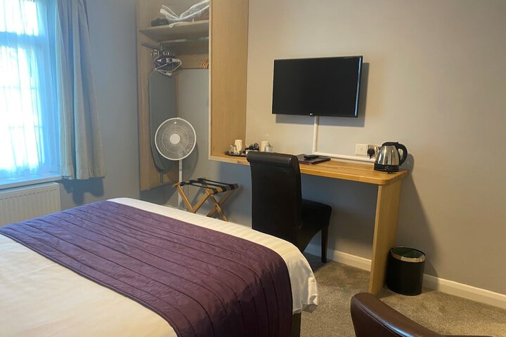 Room 36 of 84