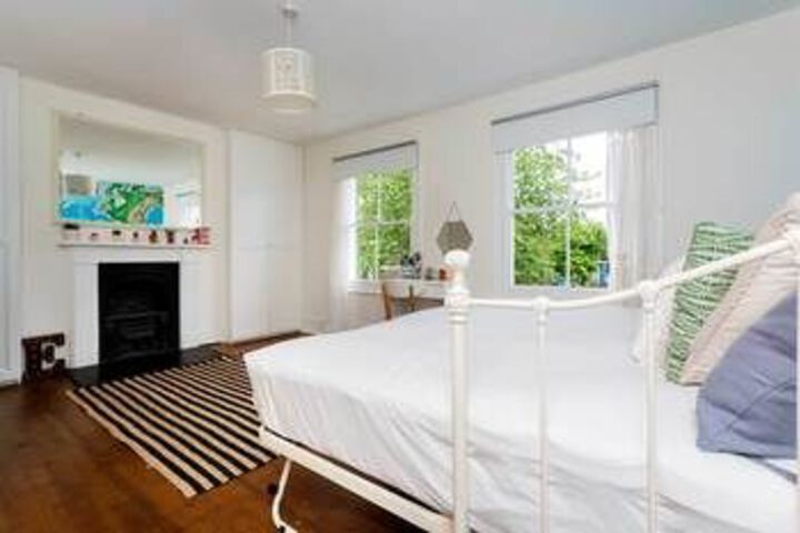 Room 7 of 20