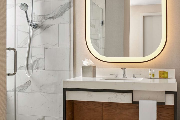 Bathroom shower