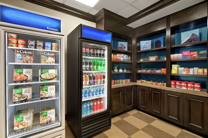 Snack bar