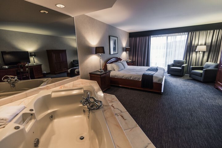 Jetted tub
