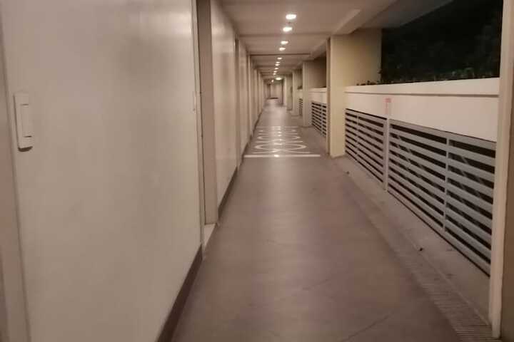 Ballroom/Hall 48 of 73