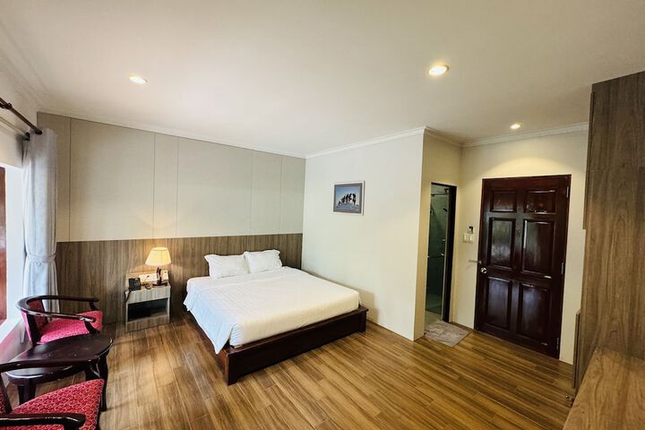 Room 15 of 140