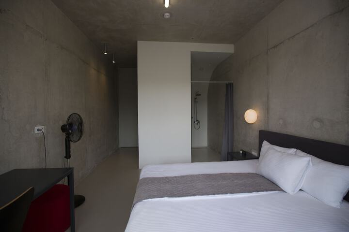 Room 19 of 67