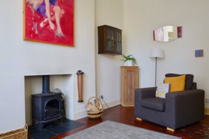 Room 12 of 40