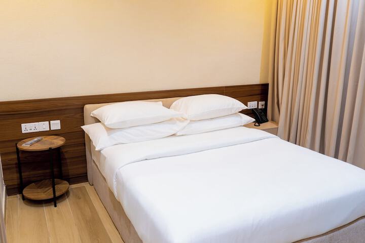 Room 3 of 45