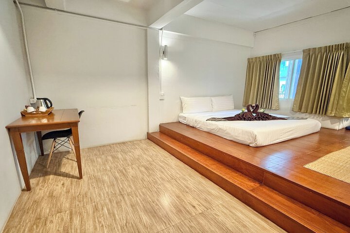 Room 22 of 115